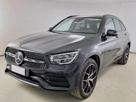  Mercedes-Benz GLC 30...