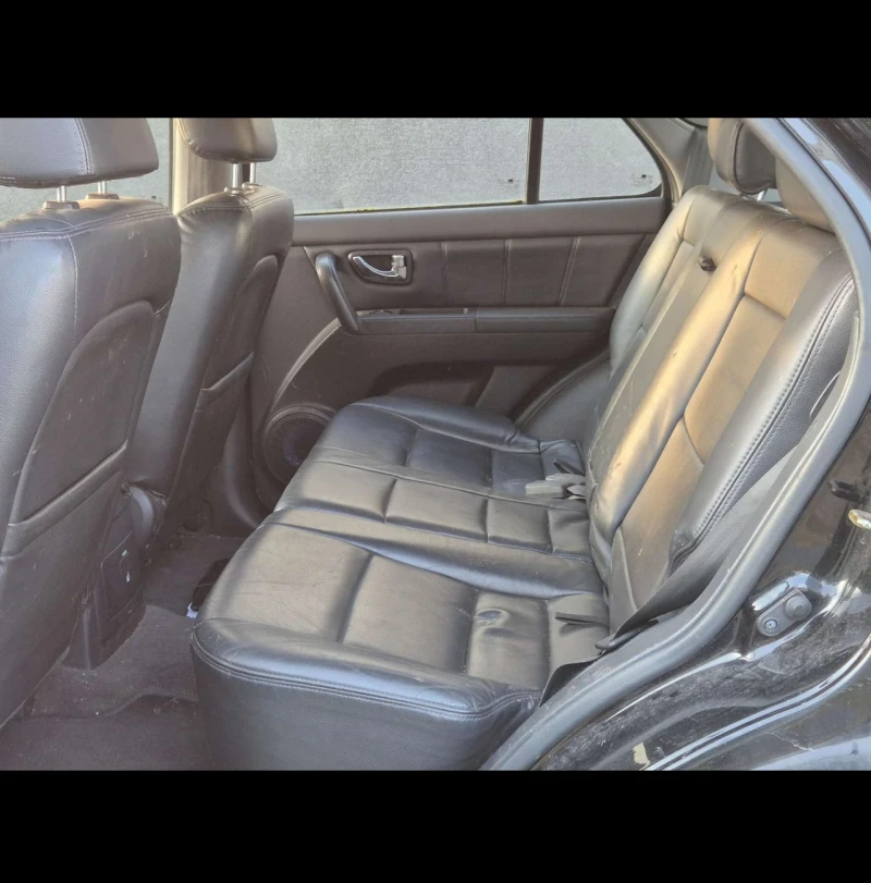 Kia Sorento 3.3 бензин, снимка 7 - Автомобили и джипове - 53252964