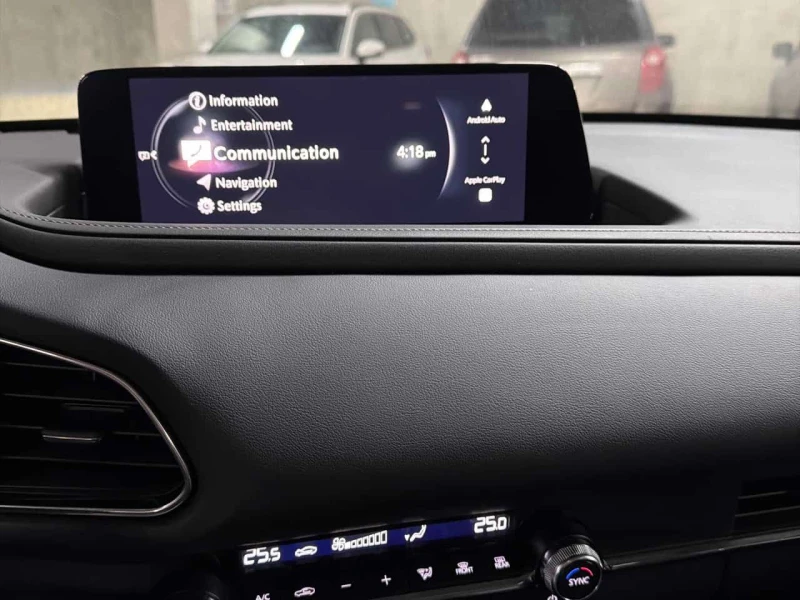 Mazda CX-30 * GS * CARFAX * PANO * ПОДГРЕВ * KEYLESS, снимка 9 - Автомобили и джипове - 53542559