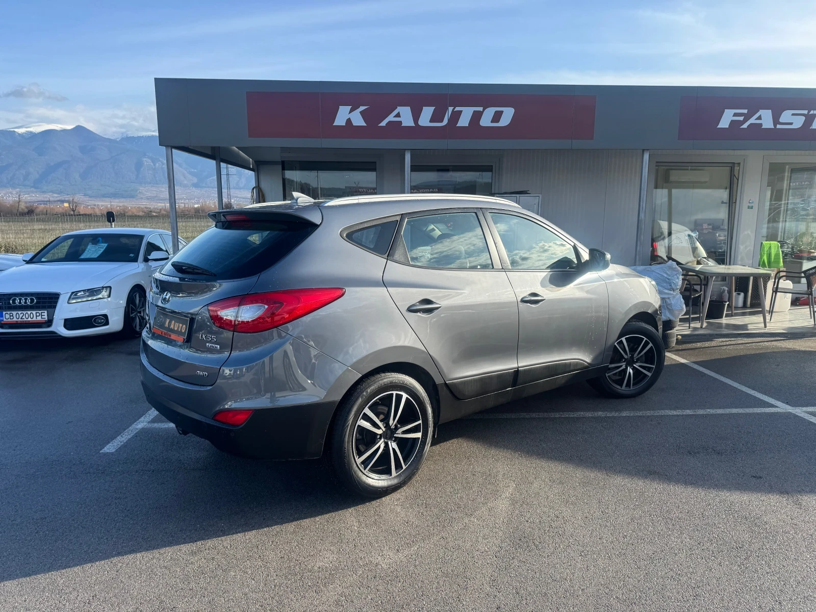 Hyundai IX35 4х4 / 133 хил км - изображение 3