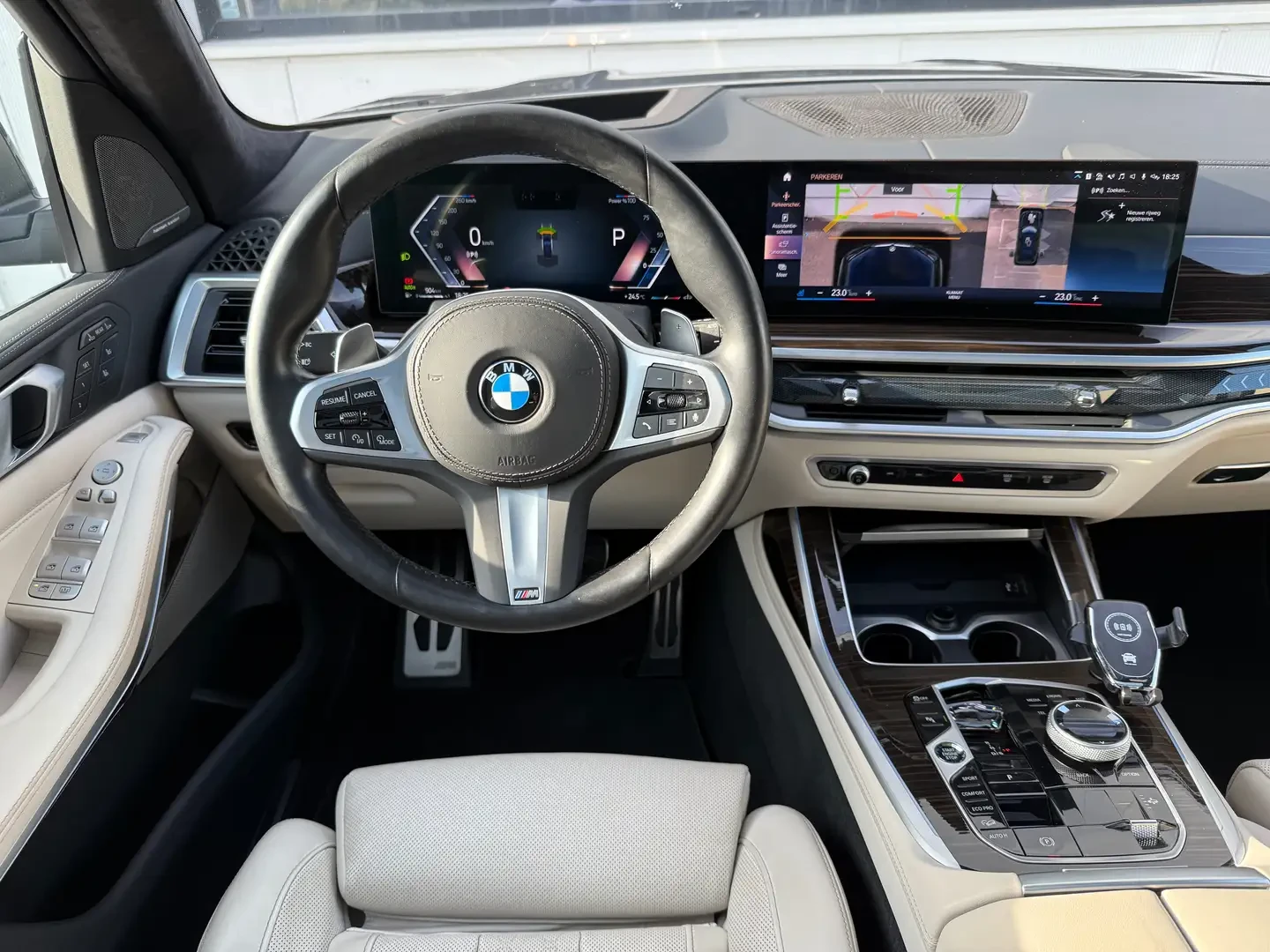 BMW X7 M-pack xDrive 6+ 1 - изображение 4