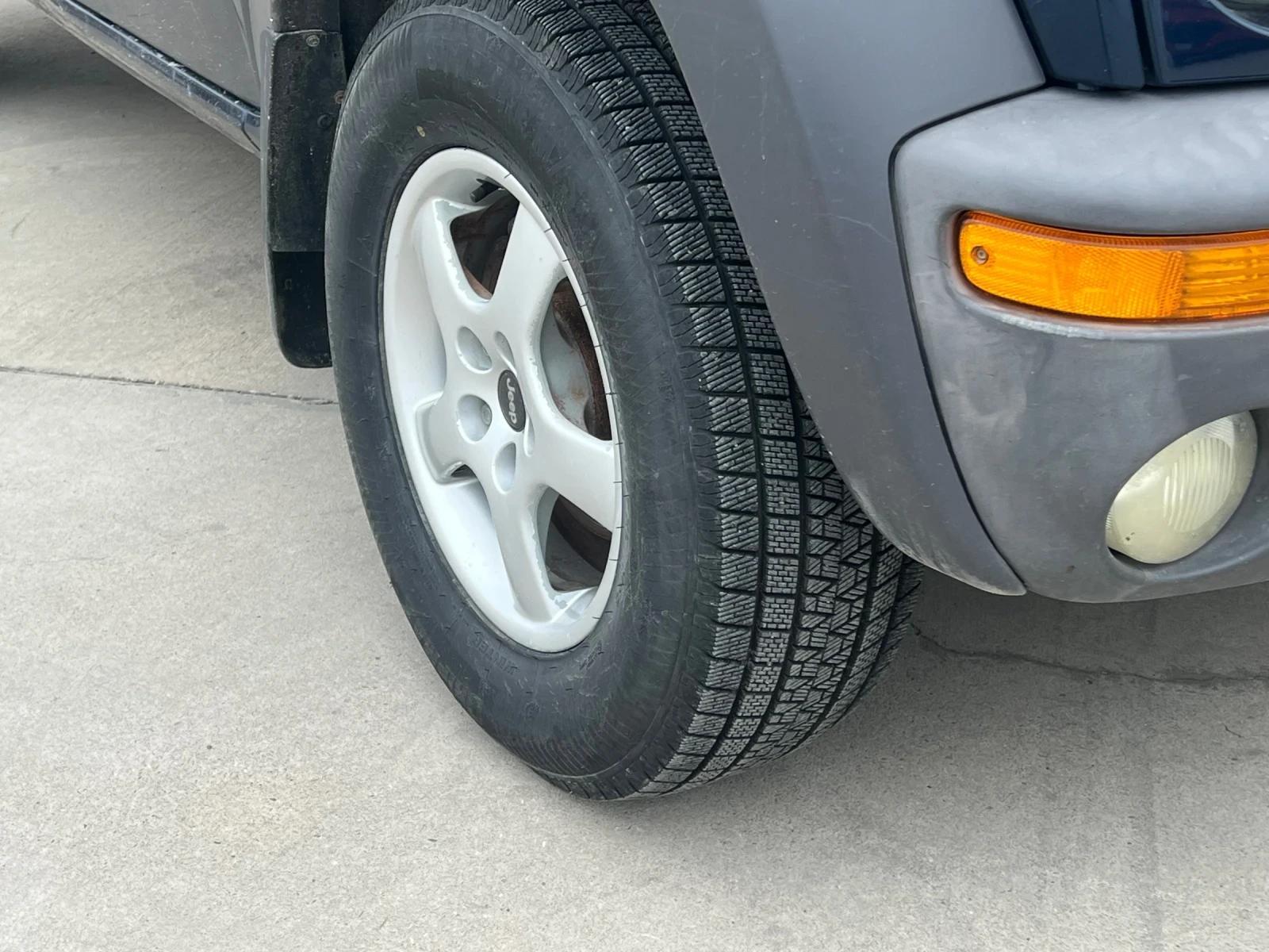 Jeep Cherokee 2.4i 166.000км/КЛИМА/4X4 - изображение 3