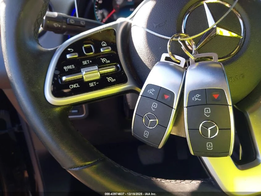 Mercedes-Benz GLB 250 * CARFAX*  | Mobile.bg � ����������� 11