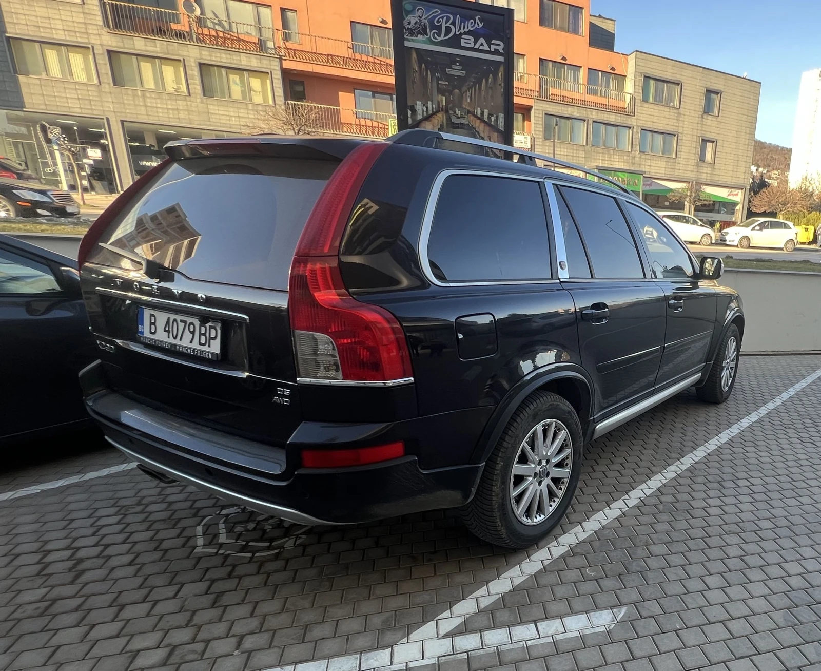 Volvo Xc90 D5, снимка 3 - Автомобили и джипове - 54636600