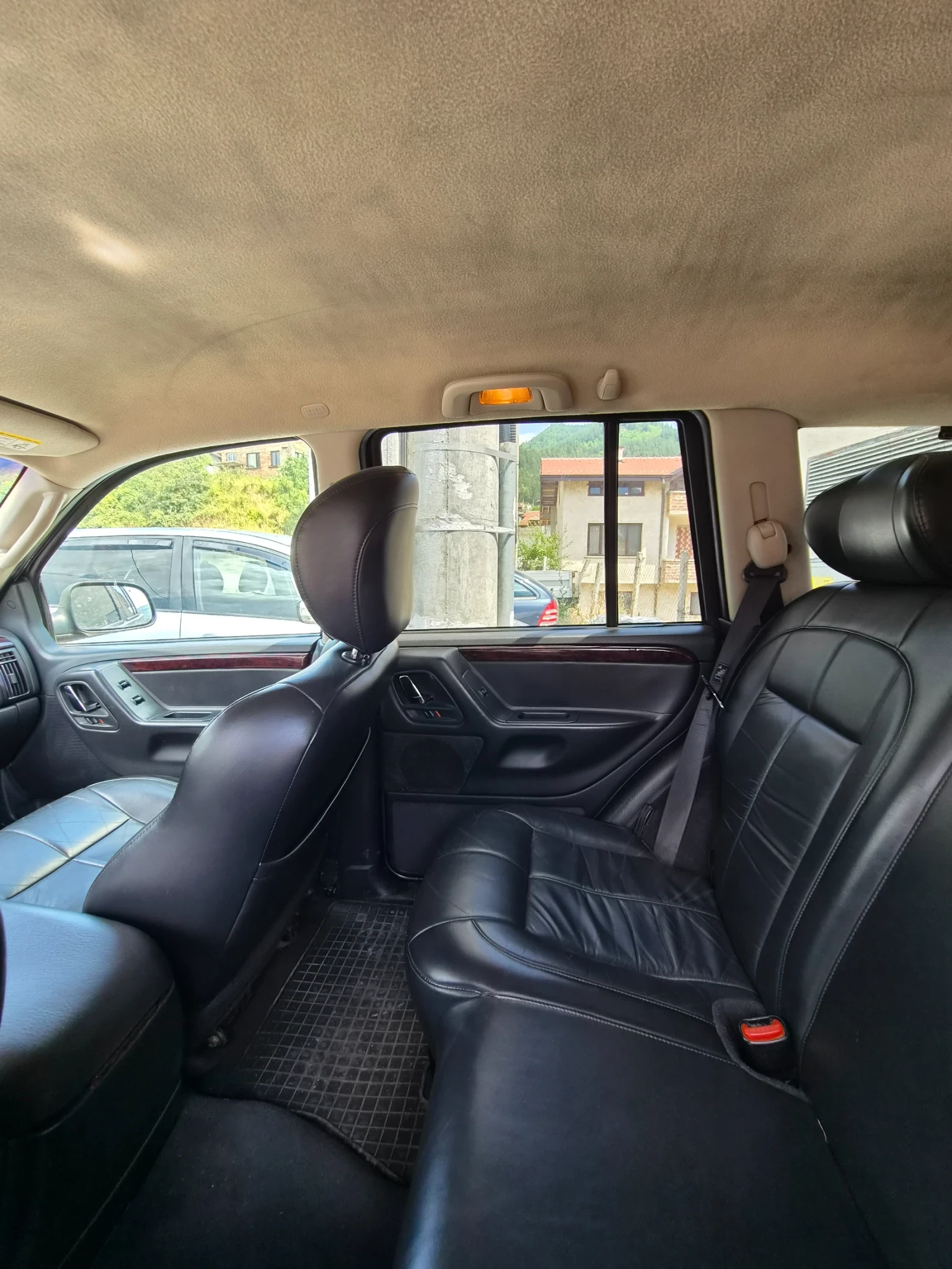 Jeep Grand cherokee, снимка 6 - Автомобили и джипове - 55348145