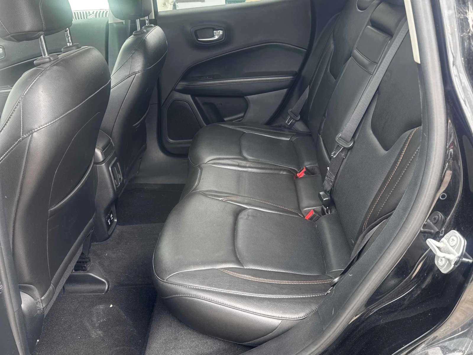 Jeep Compass * Limited * CARFAX * БЕЗ ПЪРВОНАЧАЛНА ВНОСКА, снимка 13 - Автомобили и джипове - 55967511