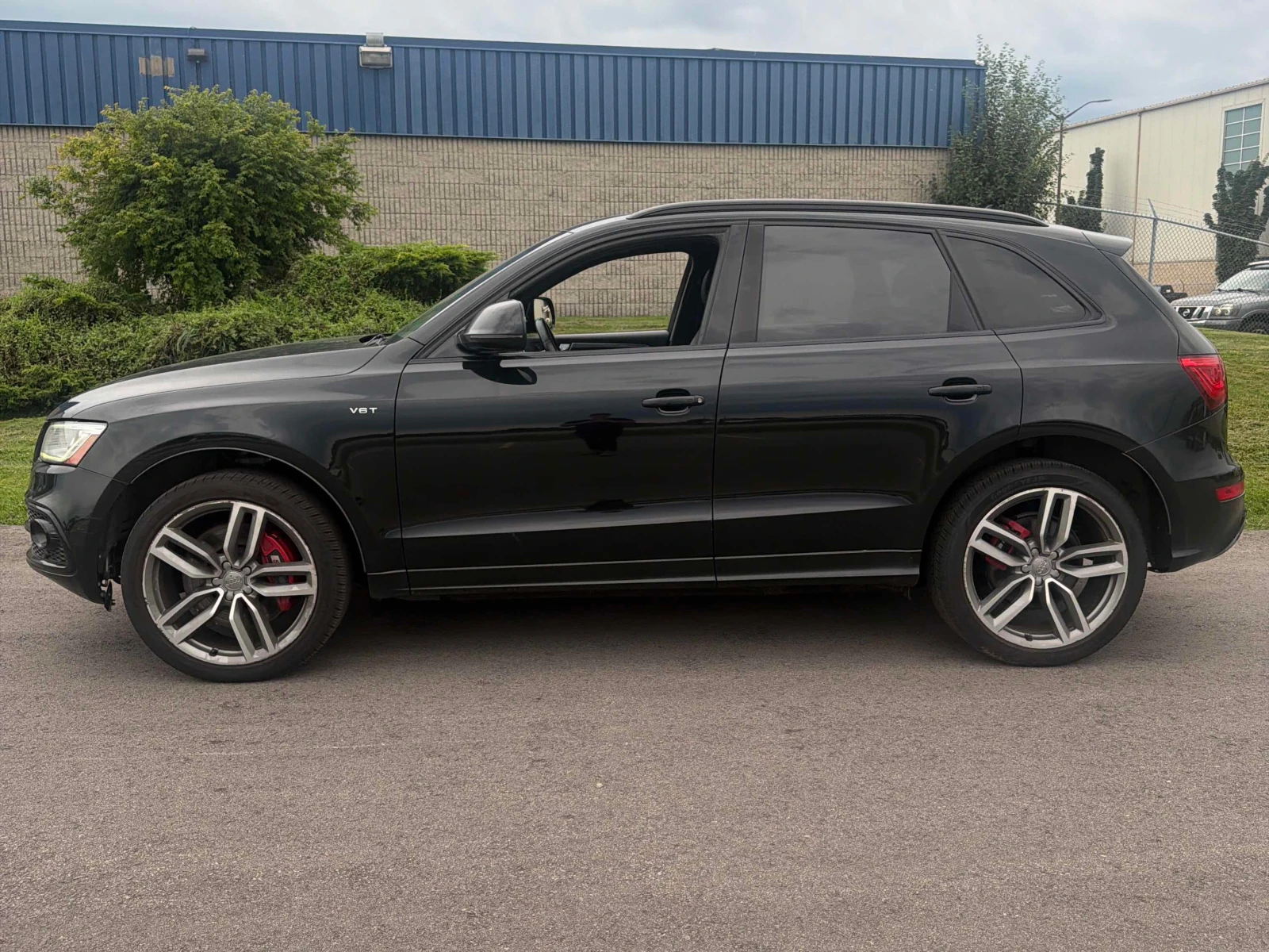Audi SQ5 * 3.0T Technik * CARFAX * ЦЕНА ДО БГ, снимка 2 - Автомобили и джипове - 56139460