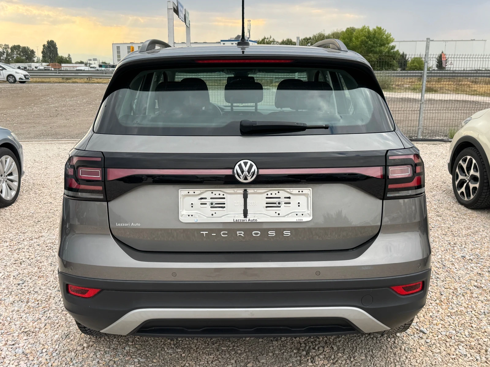 VW T-Cross 1.6TDI, снимка 5 - Автомобили и джипове - 56171269