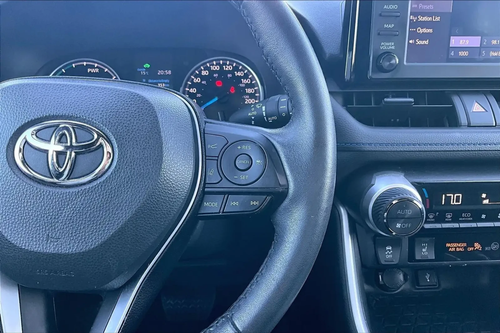 Toyota Rav4 HYBRID SE ANDROID AUTO PUSH START!!!!, снимка 17 - Автомобили и джипове - 56210644