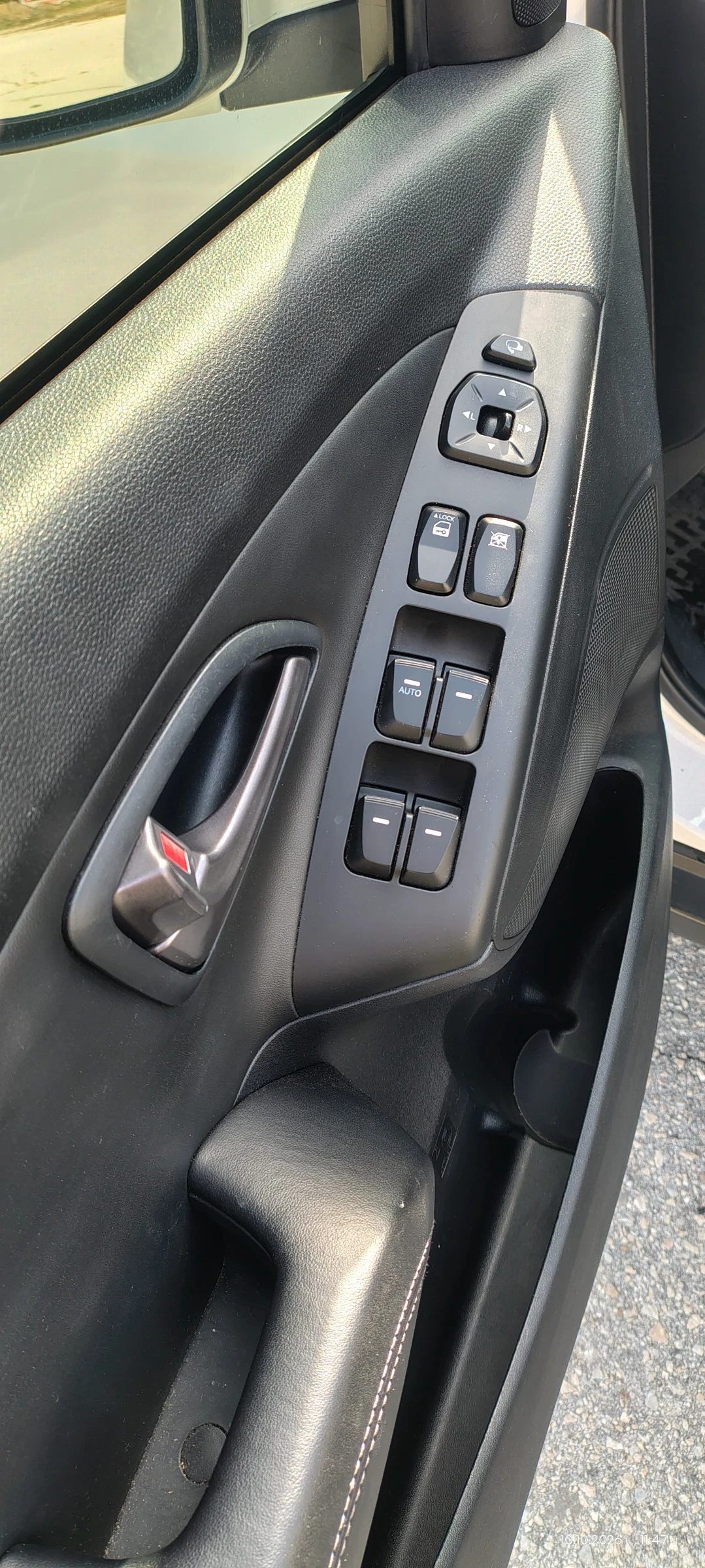 Hyundai IX35, снимка 6 - Автомобили и джипове - 56473330