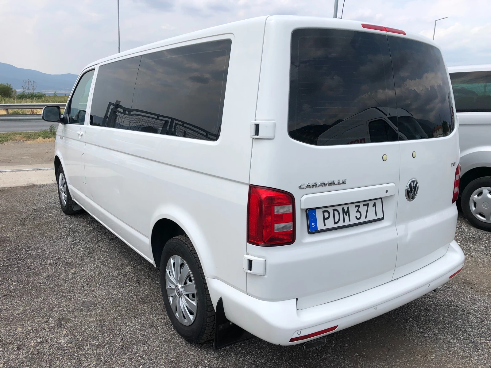 VW Caravelle 2.0 MAKSSI UNIKAT - изображение 4