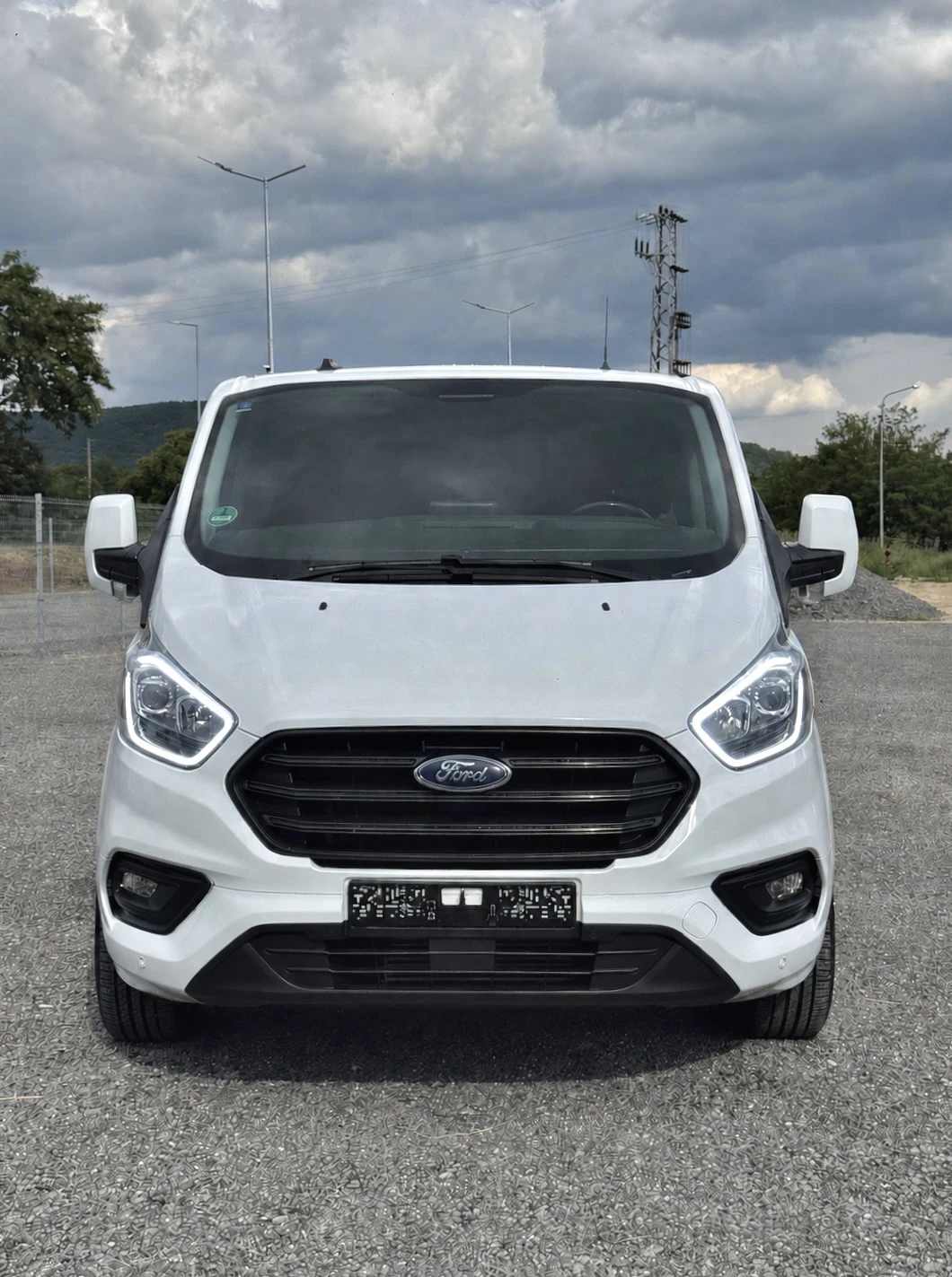 Ford Transit Custom 2.0TDCI 130кс, MAXI Facelift LED фарове, Навигация, снимка 2 - Бусове и автобуси - 54769828