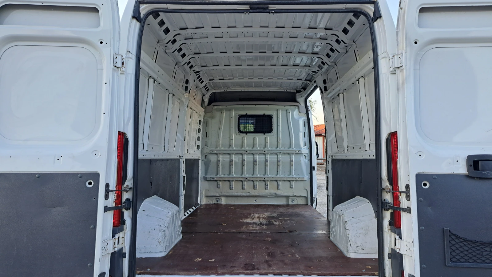 Citroen Jumper 2.2-120PS/КЛИМАТИК , снимка 15 - Бусове и автобуси - 56187960