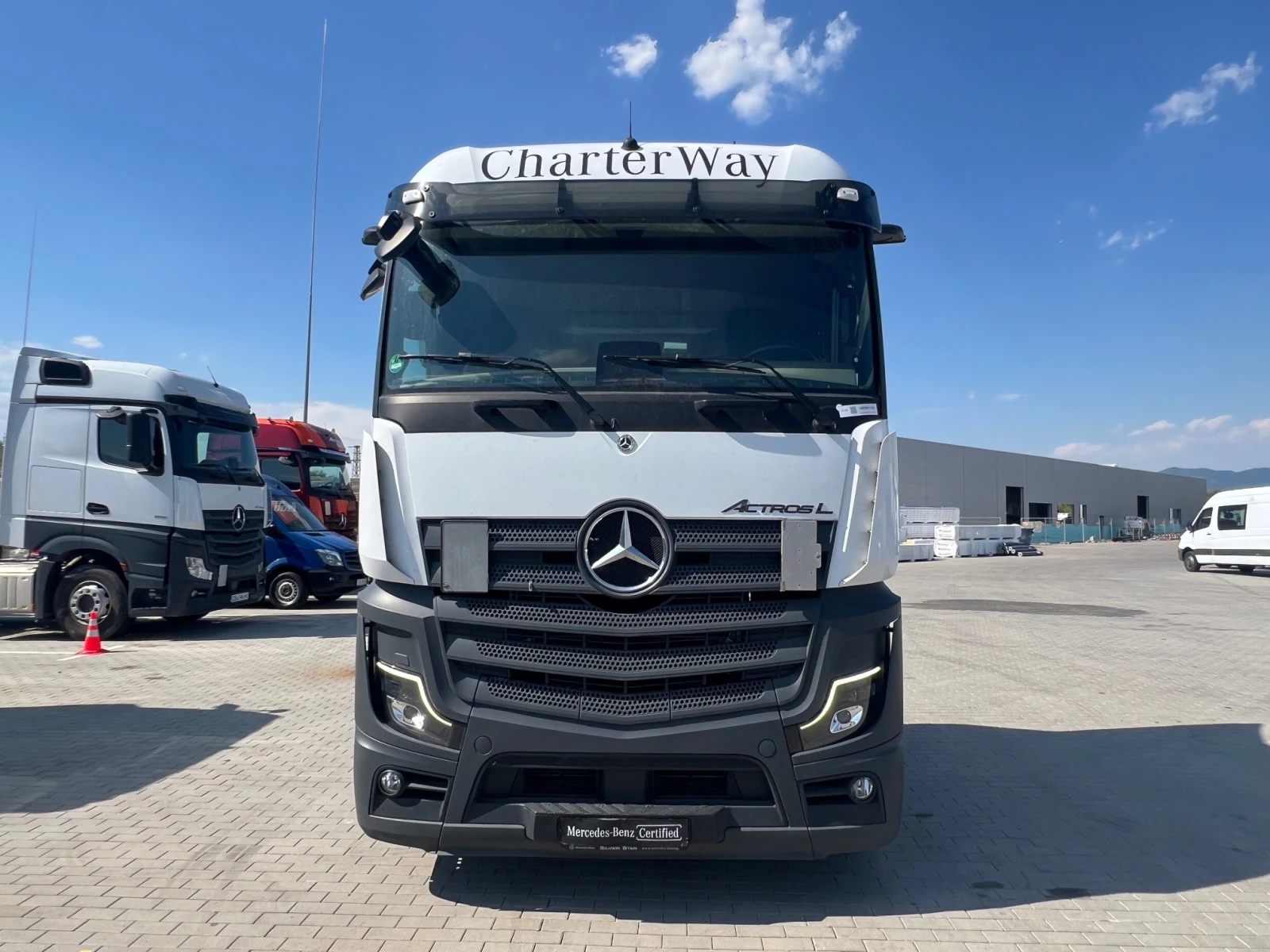 Mercedes-Benz Actros 1848 - изображение 2