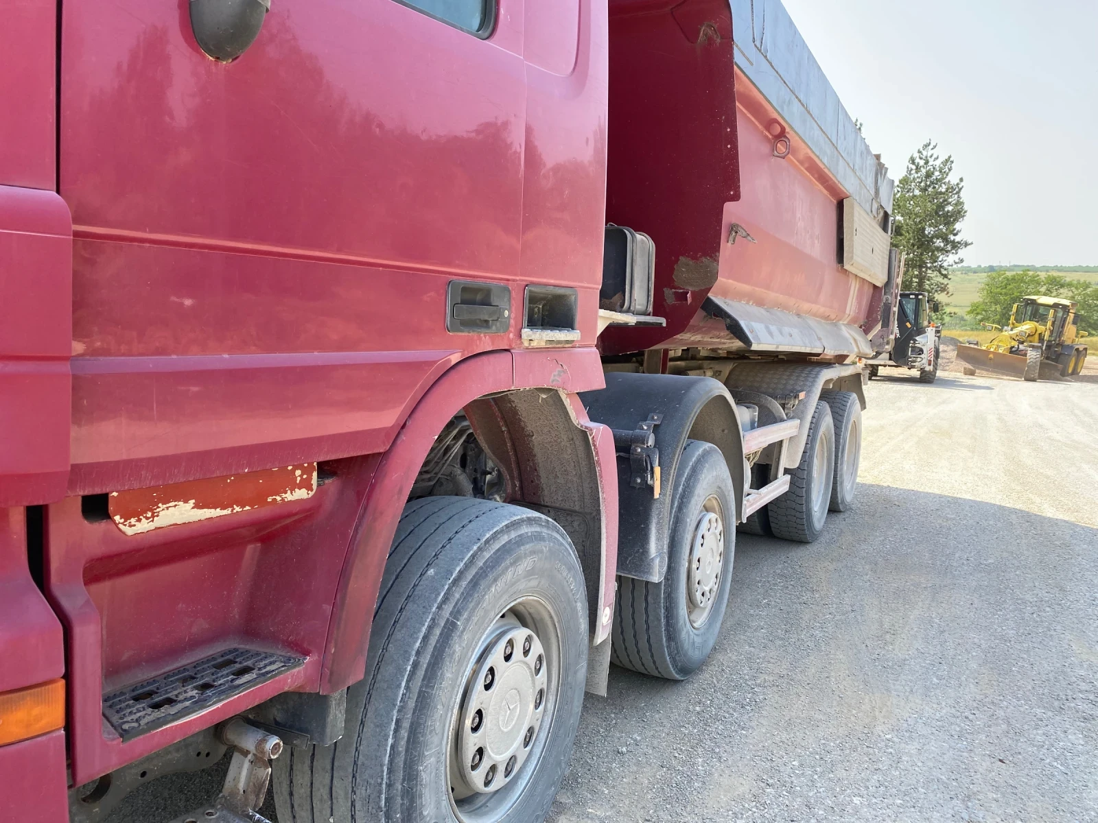 Mercedes-Benz Actros 8x4 - изображение 2