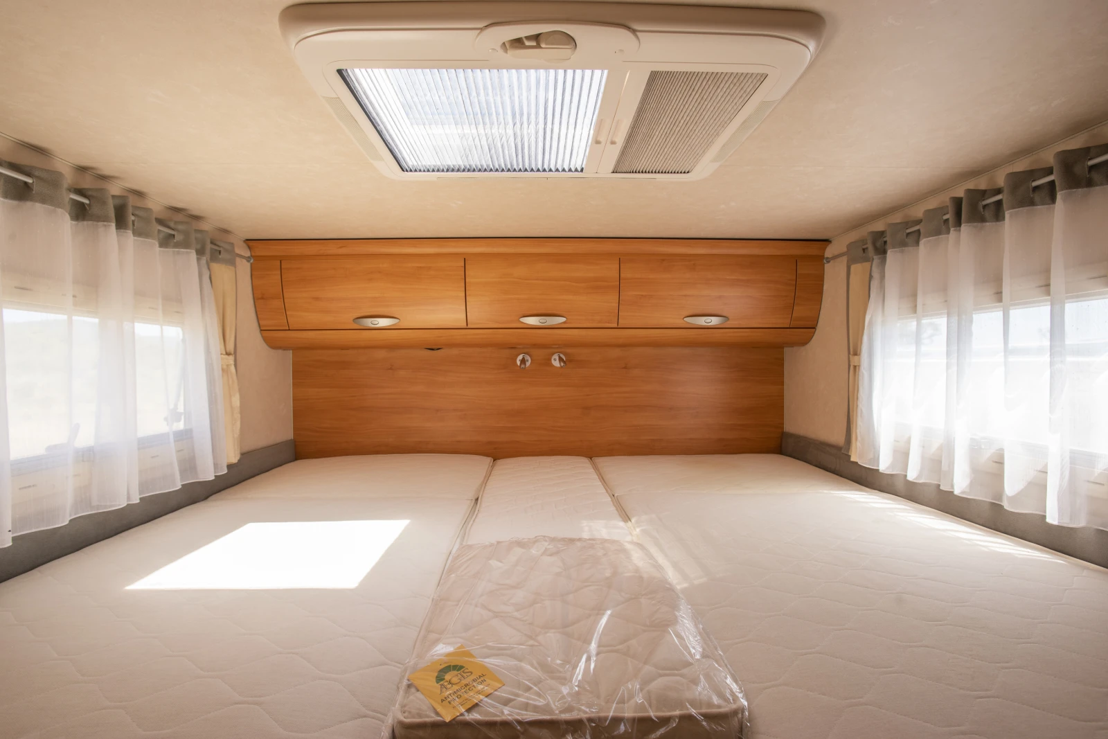 ������ Adria Coral S 660 SL | Mobile.bg � ����������� 6