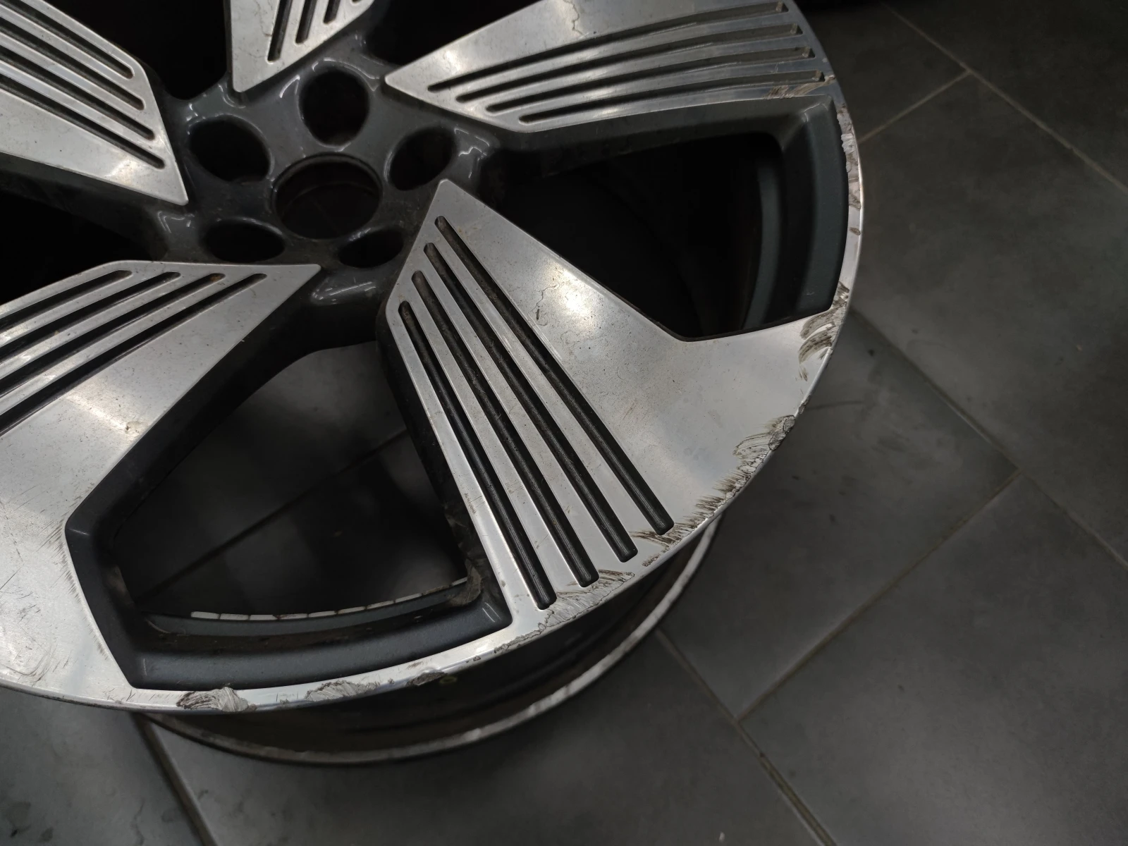   Audi | Mobile.bg   3