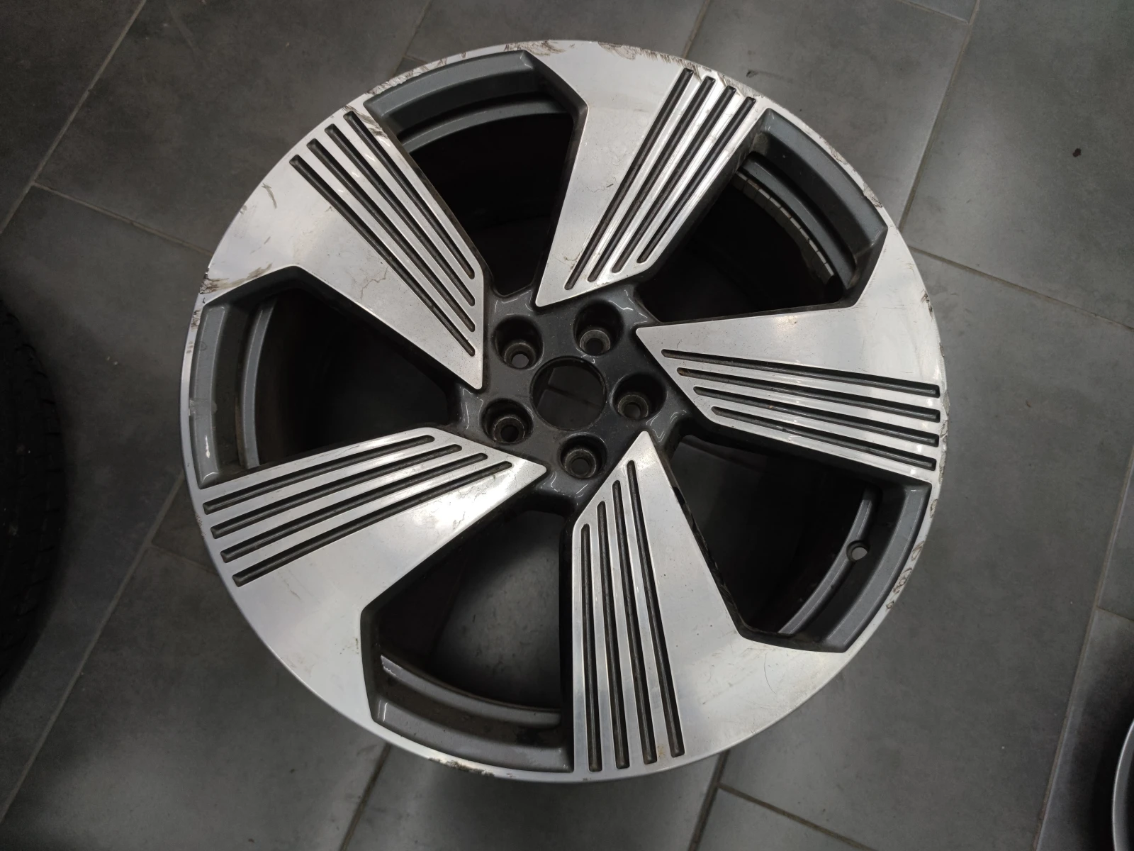   Audi | Mobile.bg   1