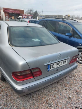 Обява за продажба на Mercedes-Benz E 250 ~3 200 лв. - изображение 2