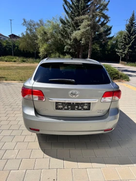 Toyota Avensis Камера алкантара навигация  - 4400 € - 11139213 7
