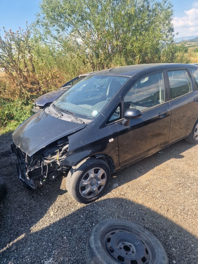 Honda Jazz Бензин, снимка 4 - Автомобили и джипове - 46717220