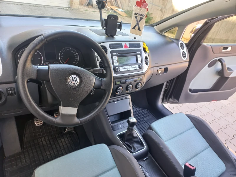 VW Golf Plus CROSS, снимка 13 - Автомобили и джипове - 46852155