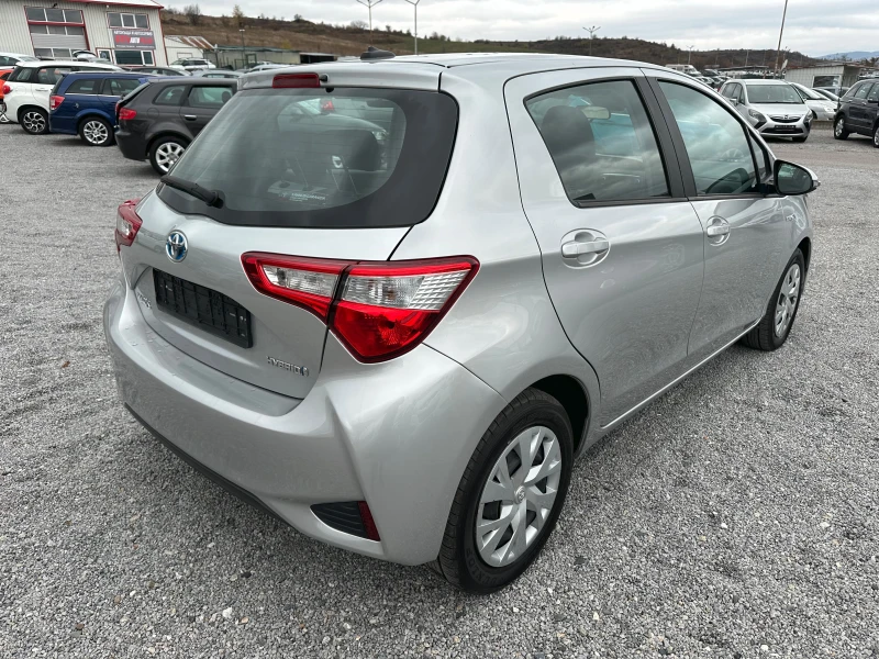 Toyota Yaris 1.5i HYBRID, снимка 6 - Автомобили и джипове - 48440641