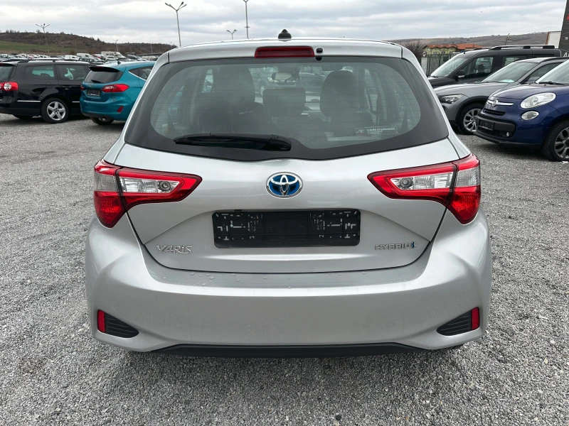 Toyota Yaris 1.5i HYBRID, снимка 5 - Автомобили и джипове - 48440641