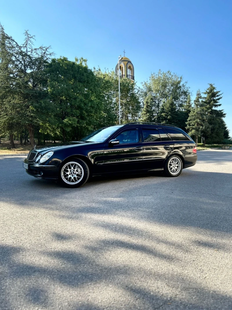 Mercedes-Benz E 320 Mercedes W211, снимка 2 - Автомобили и джипове - 48674971