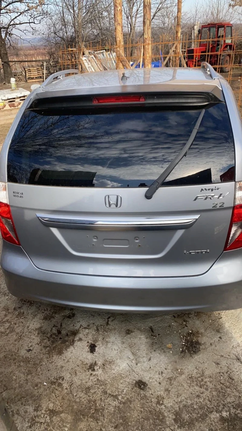 Honda Fr-v 140к., снимка 11 - Автомобили и джипове - 48883413