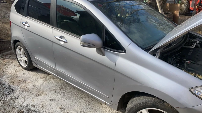 Honda Fr-v 140к., снимка 2 - Автомобили и джипове - 48883413