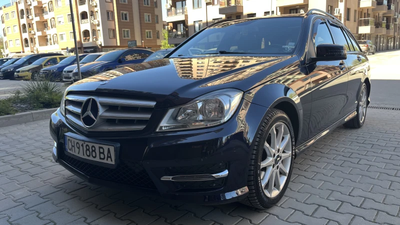 Mercedes-Benz C 200, снимка 2 - Автомобили и джипове - 51492105
