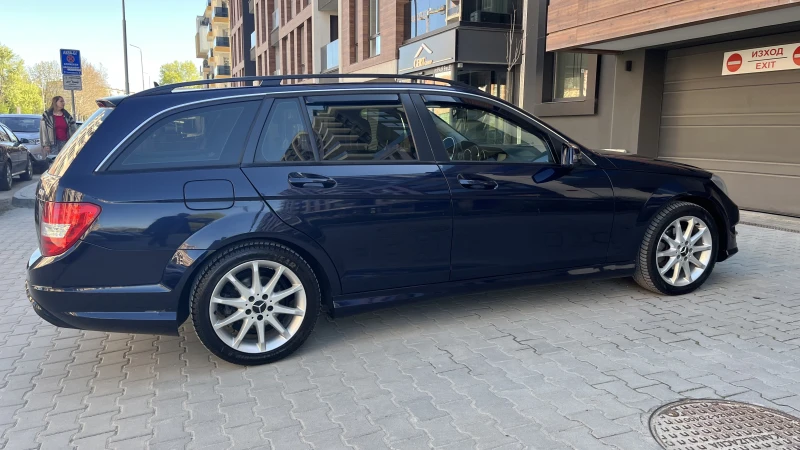 Mercedes-Benz C 200, снимка 8 - Автомобили и джипове - 51492105