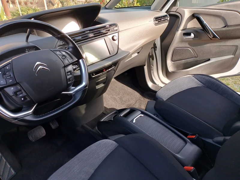 Citroen C4 Picasso 1, 6hdi, снимка 15 - Автомобили и джипове - 52544661