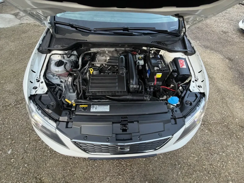 Seat Leon BENZIN* LED* KLIMATIK* , снимка 14 - Автомобили и джипове - 52725776