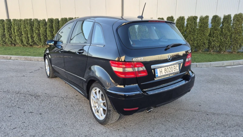 Mercedes-Benz B 180, снимка 5 - Автомобили и джипове - 52929109