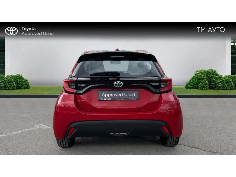 Toyota Yaris 1.5 HSD DYNAMIC - изображение 4