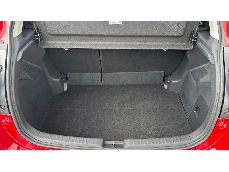 Toyota Yaris 1.5 HSD DYNAMIC - изображение 10