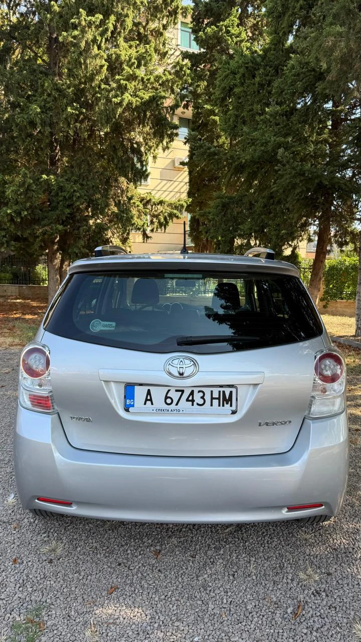 Toyota Verso, снимка 4 - Автомобили и джипове - 53020713