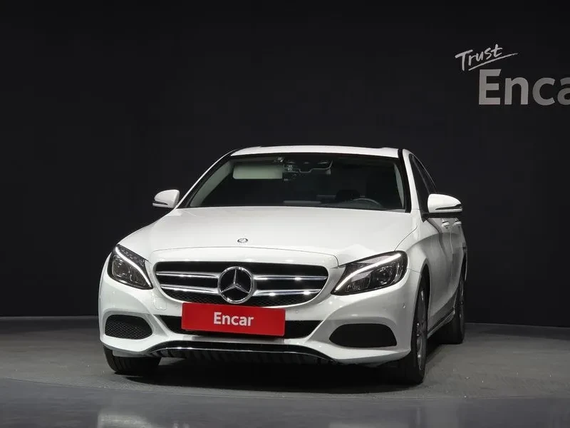 Mercedes-Benz C 220 4MATIC, снимка 3 - Автомобили и джипове - 54282231