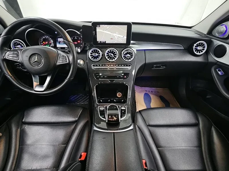 Mercedes-Benz C 220 4MATIC, снимка 7 - Автомобили и джипове - 54282231