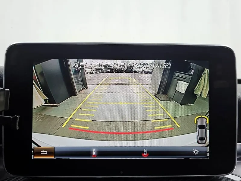 Mercedes-Benz C 220 4MATIC, снимка 15 - Автомобили и джипове - 54282231