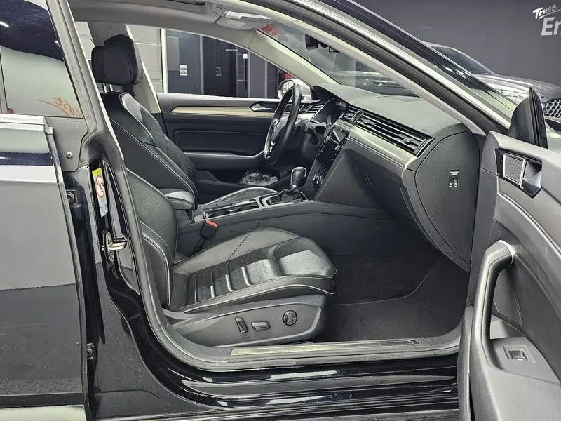 VW Arteon 2.0 Tdi Premium, снимка 11 - Автомобили и джипове - 55610455