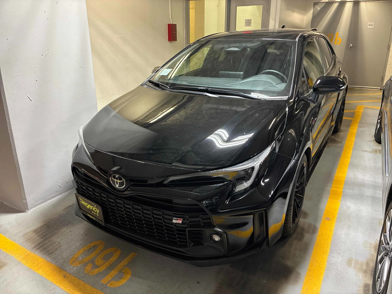 Toyota Corolla GR Core Manual, снимка 1