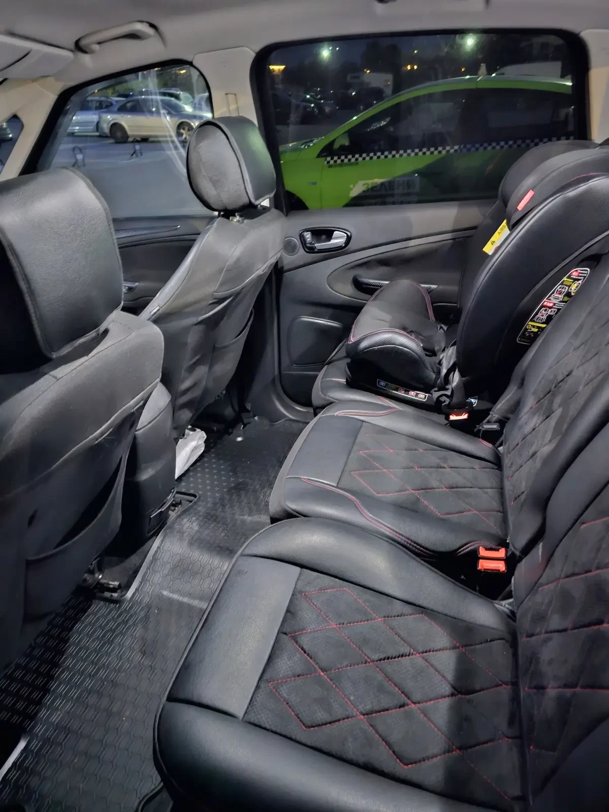 Ford S-Max  - изображение 8
