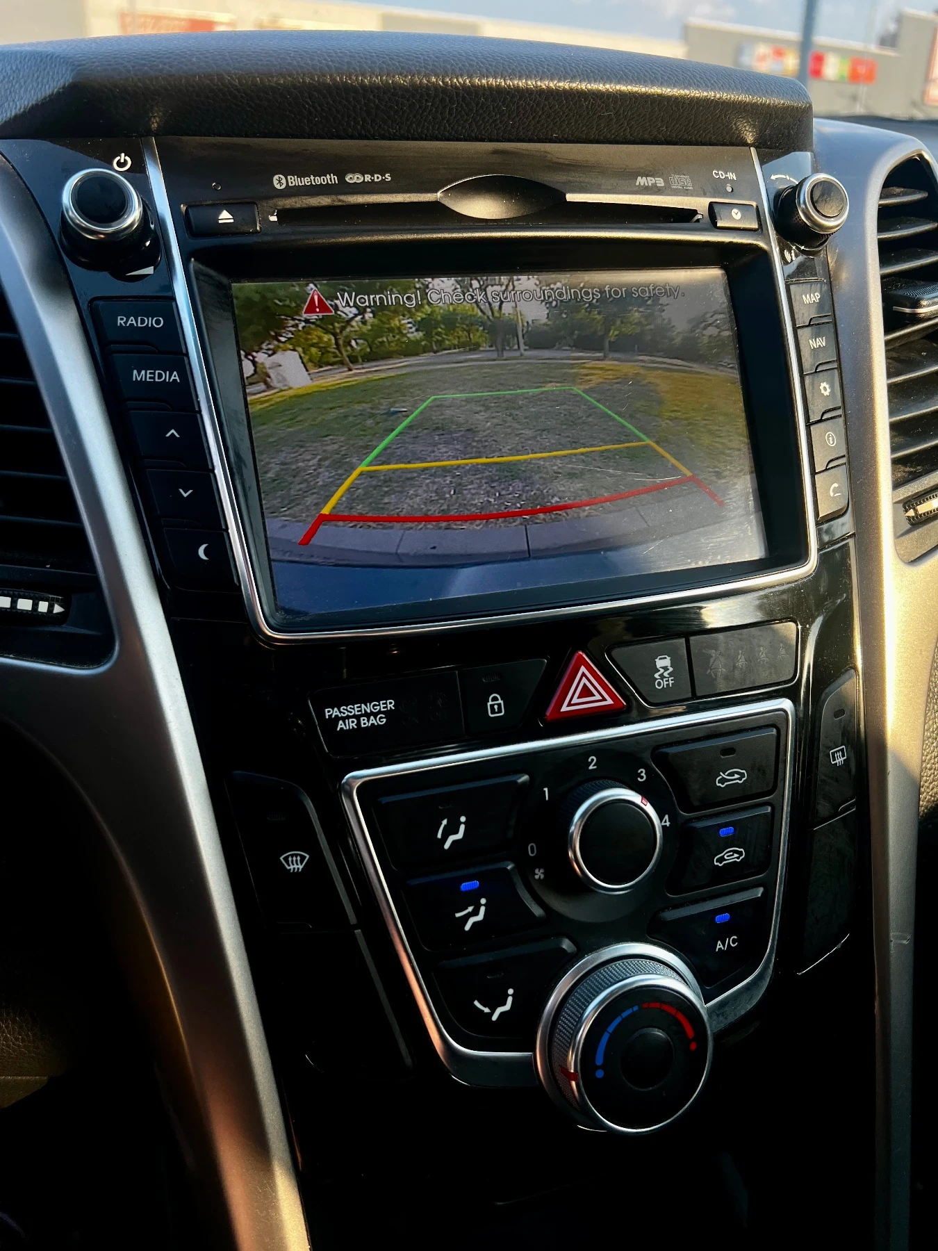 Hyundai I30 1.6 CRDI Facelift - изображение 8