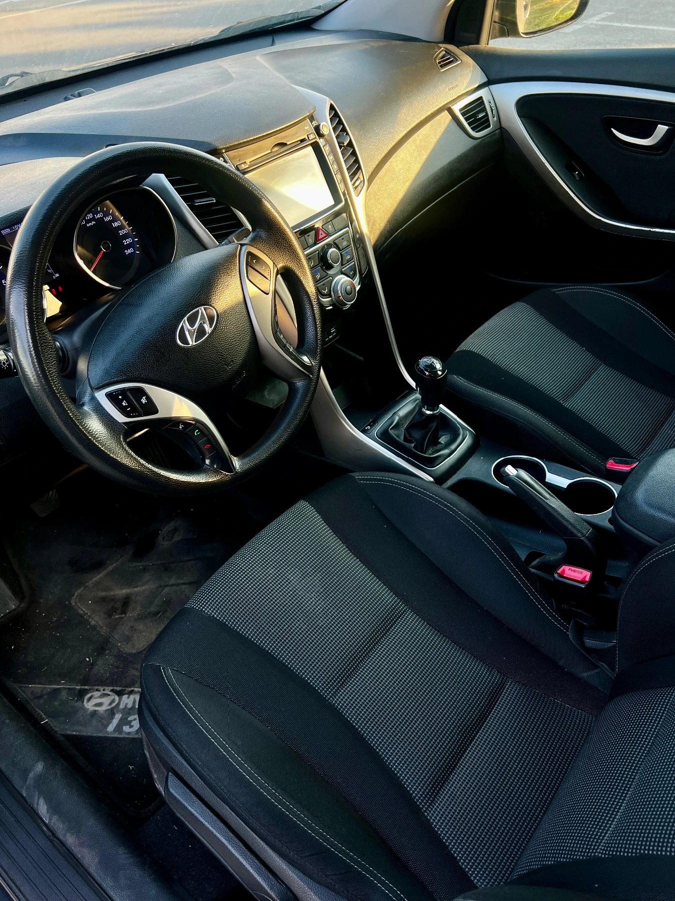 Hyundai I30 1.6 CRDI Facelift - изображение 7