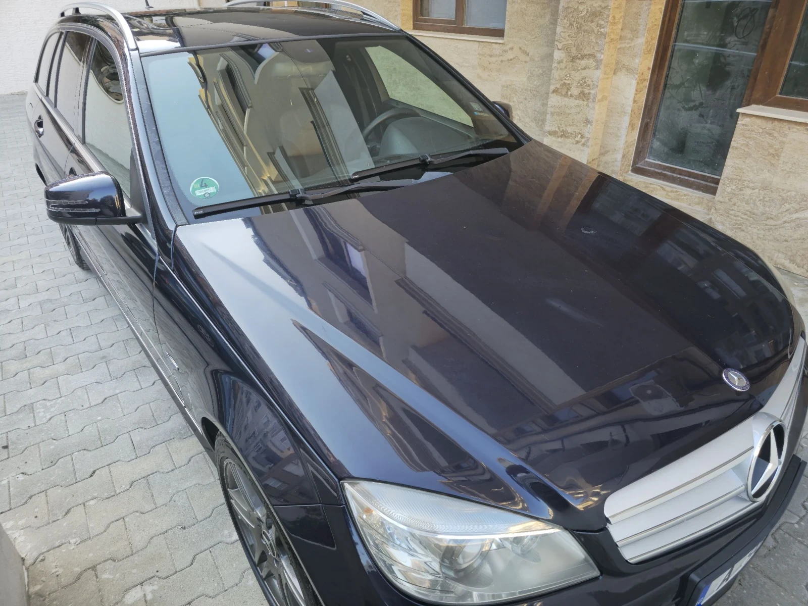 Mercedes-Benz C 220 BlueEFFICIENCY AMG  - изображение 4
