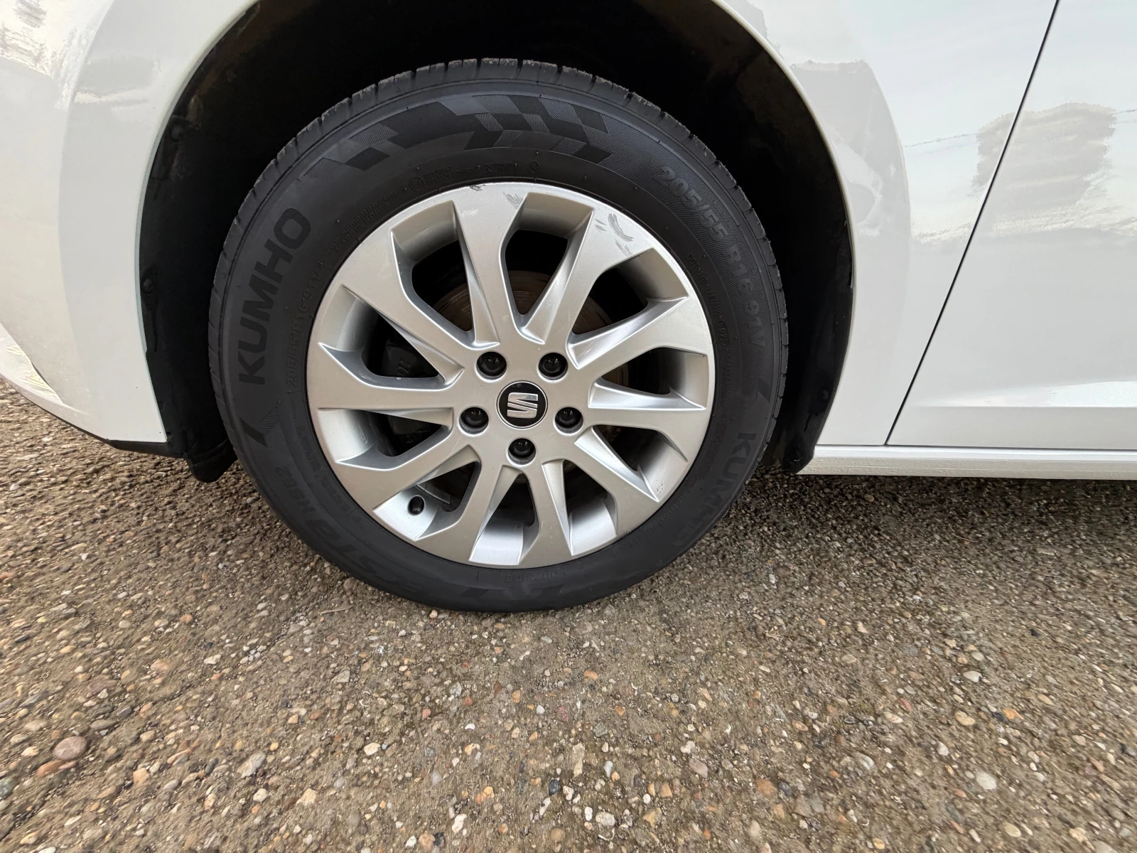 Seat Leon BENZIN* LED* KLIMATIK*  | Mobile.bg   13