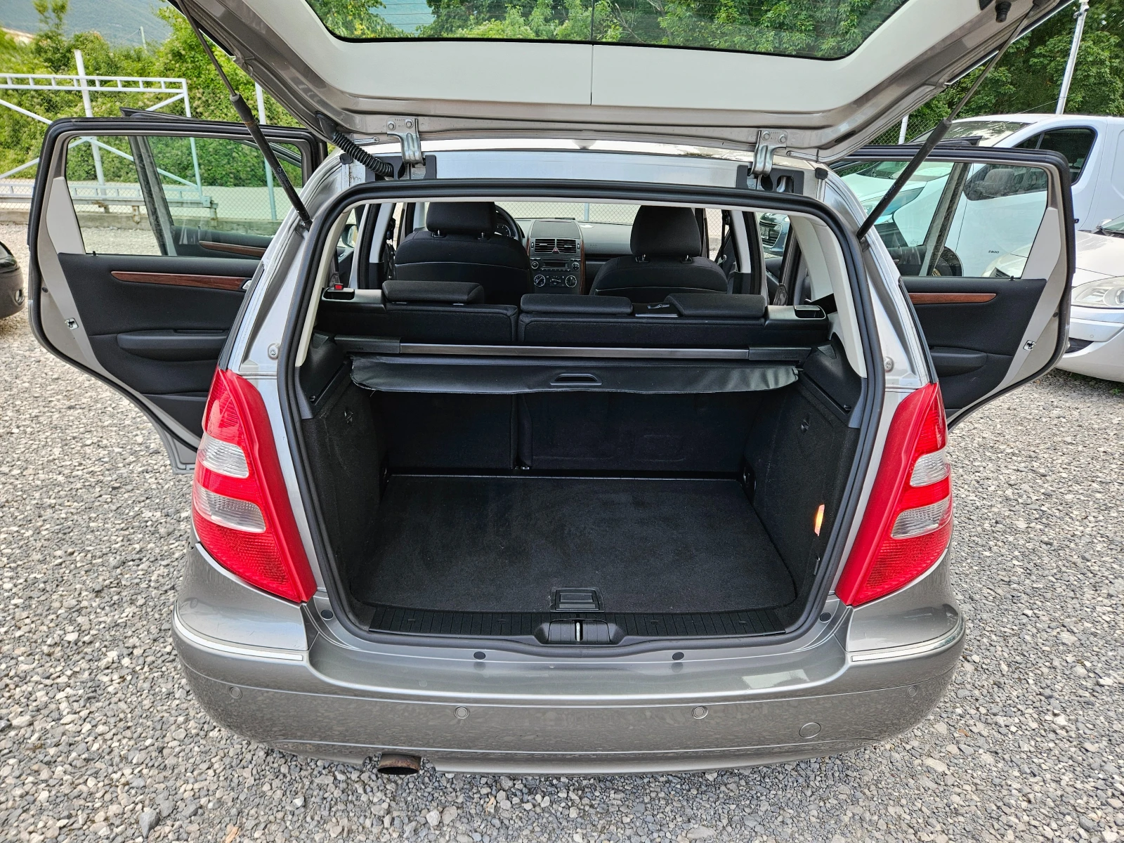 Mercedes-Benz A 150 1.5 бензин 95кс, снимка 15 - Автомобили и джипове - 52803790